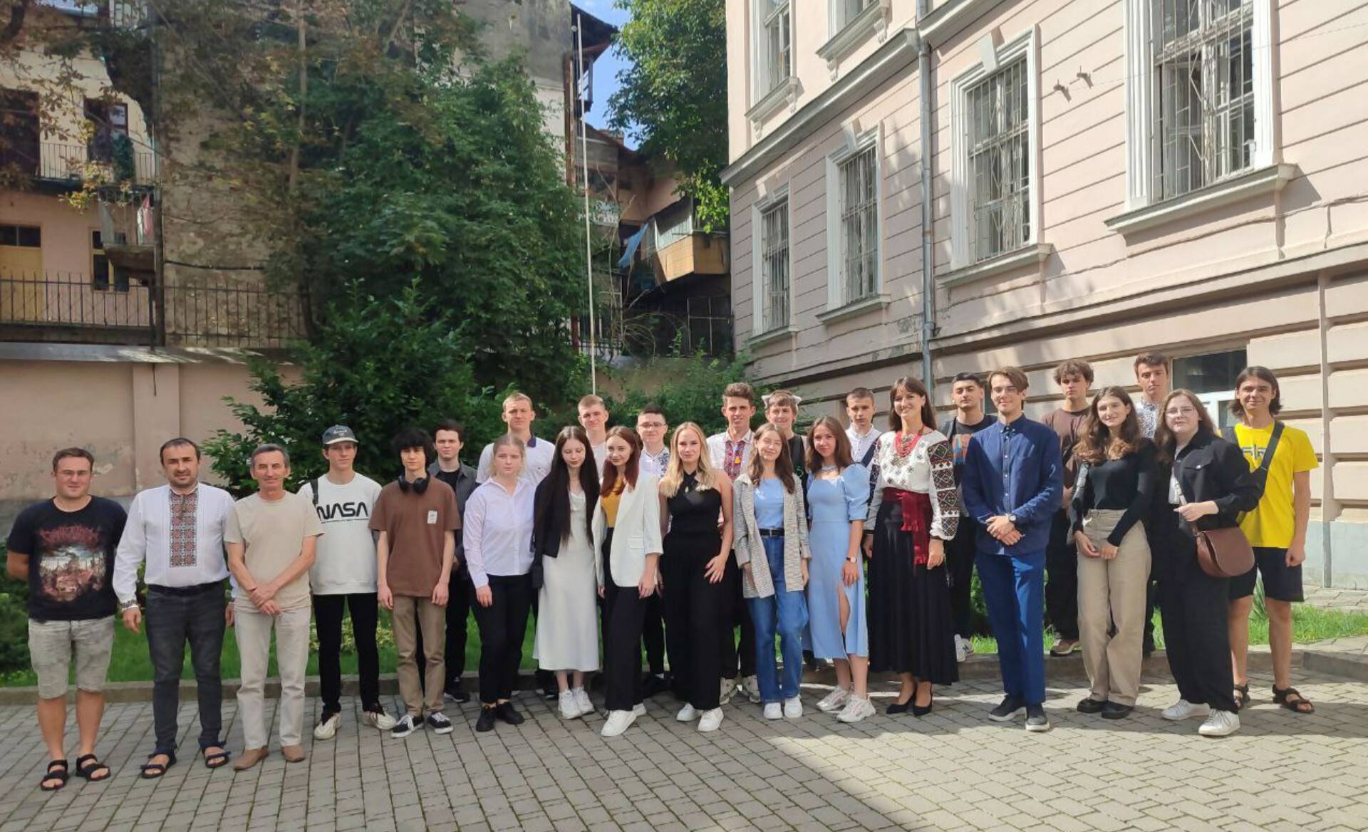 Засновано в 2003